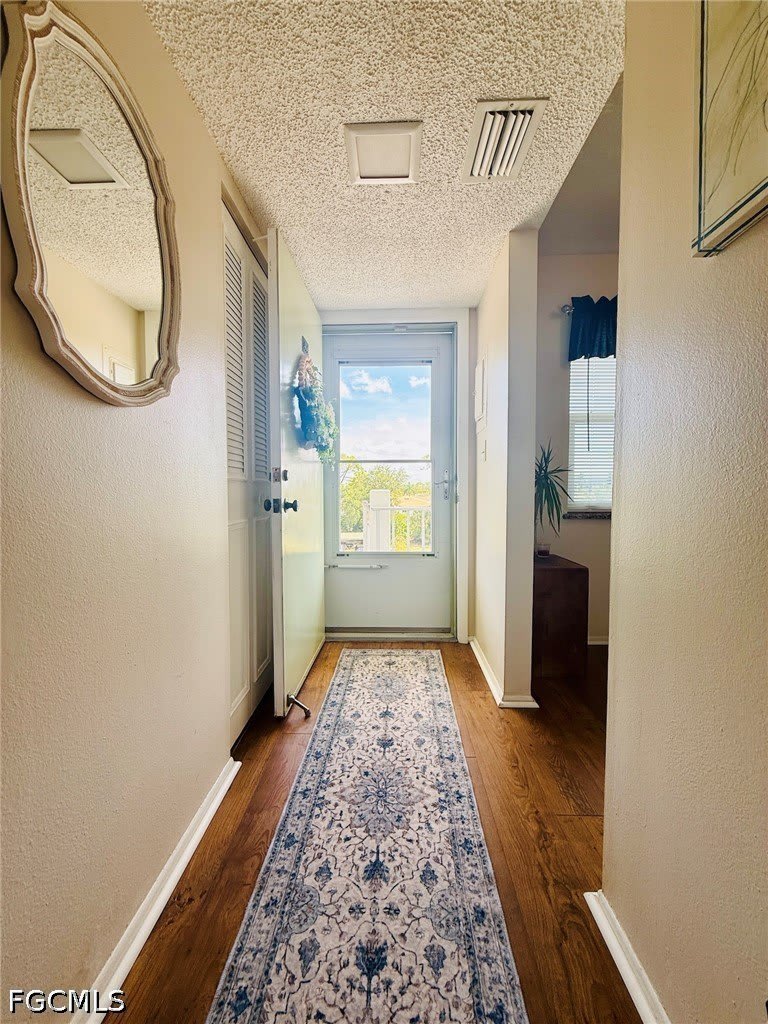 1580 Pine Valley Drive – photo 3