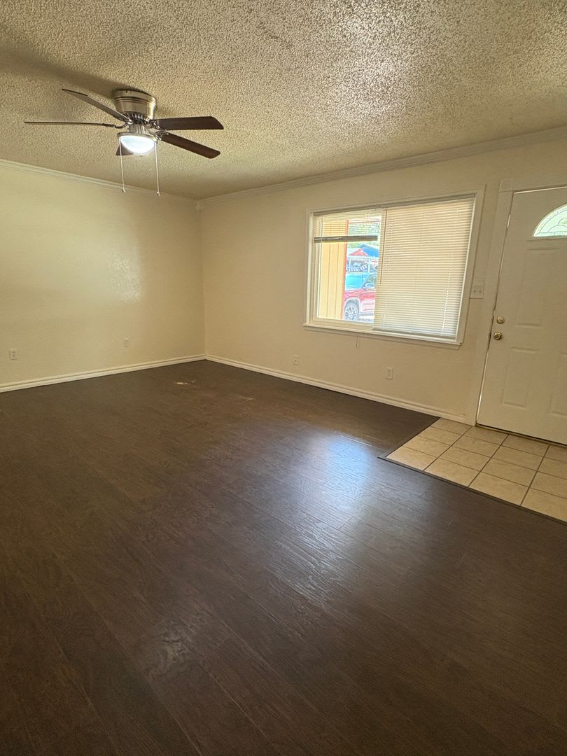 Four bedroom house in Noble – photo 5