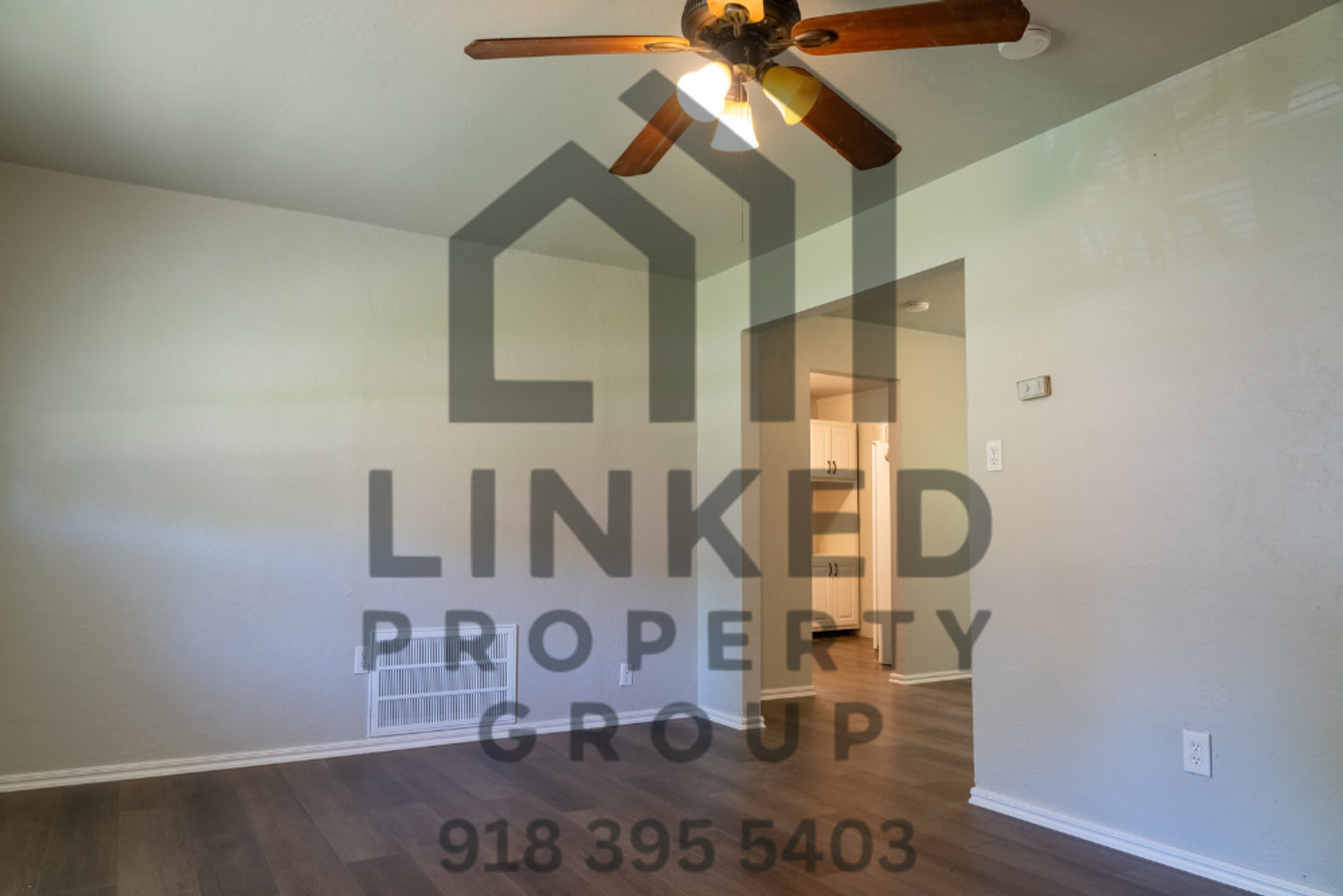 Newly Renovated 2 Bedroom Home – photo 4