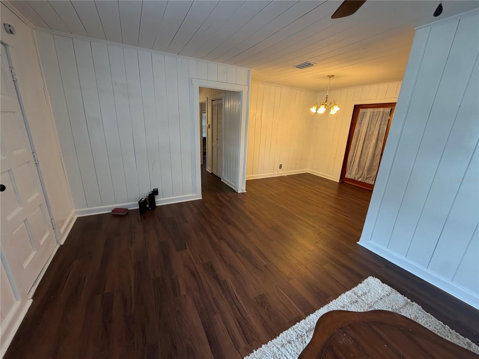 118 E PINE Street – photo 5