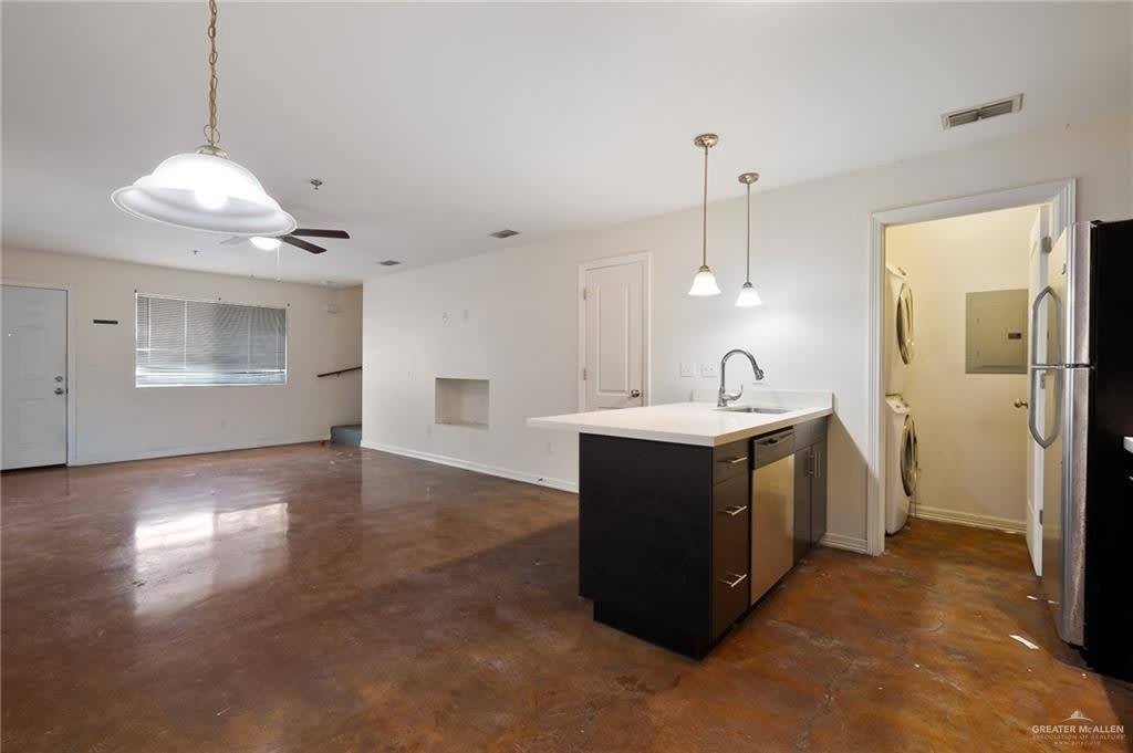 512 South 9th Street – photo 5