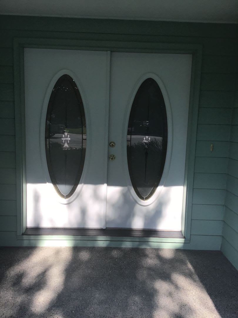 Quiet Peaceful 3 Bedroom 2 Bath Single Level Home Located In Central Point – photo 3
