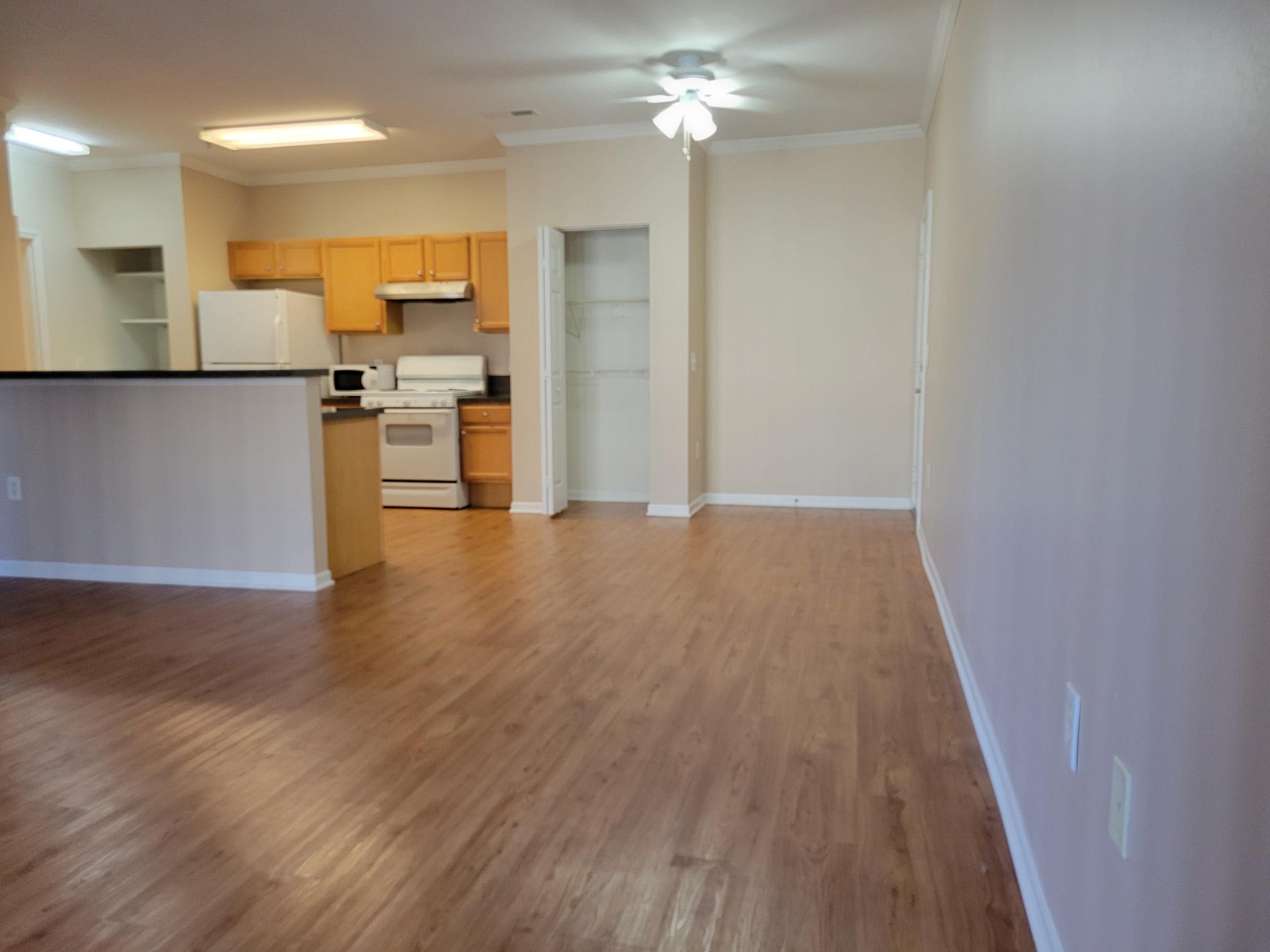 50 Hunt Club Dr., Apt. 302 – photo 3