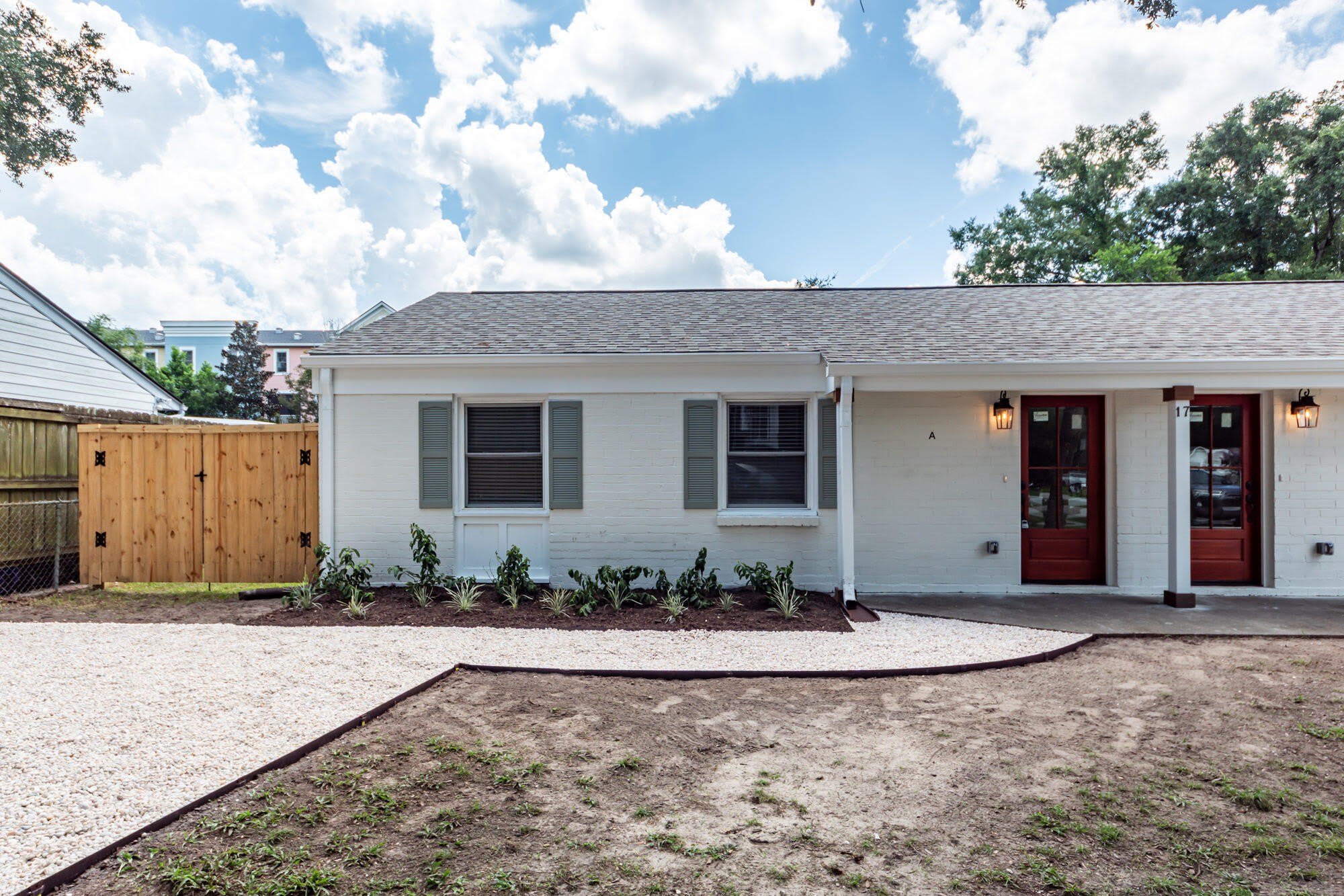 17 Vincent Drive – photo 2
