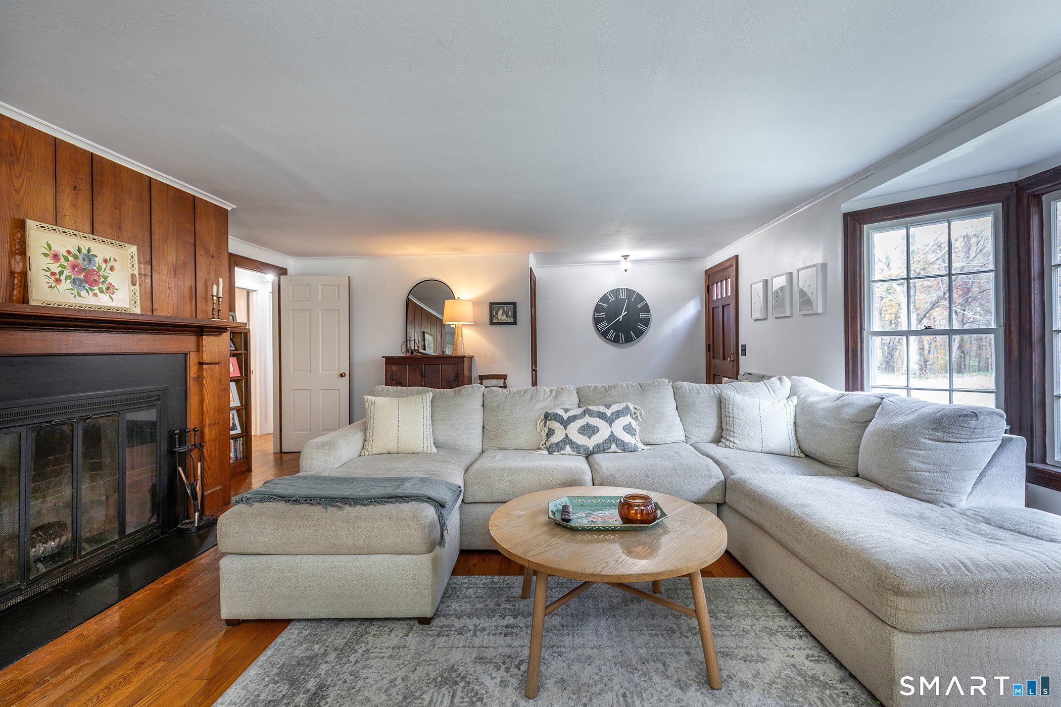 255 Woodbury Road – photo 2