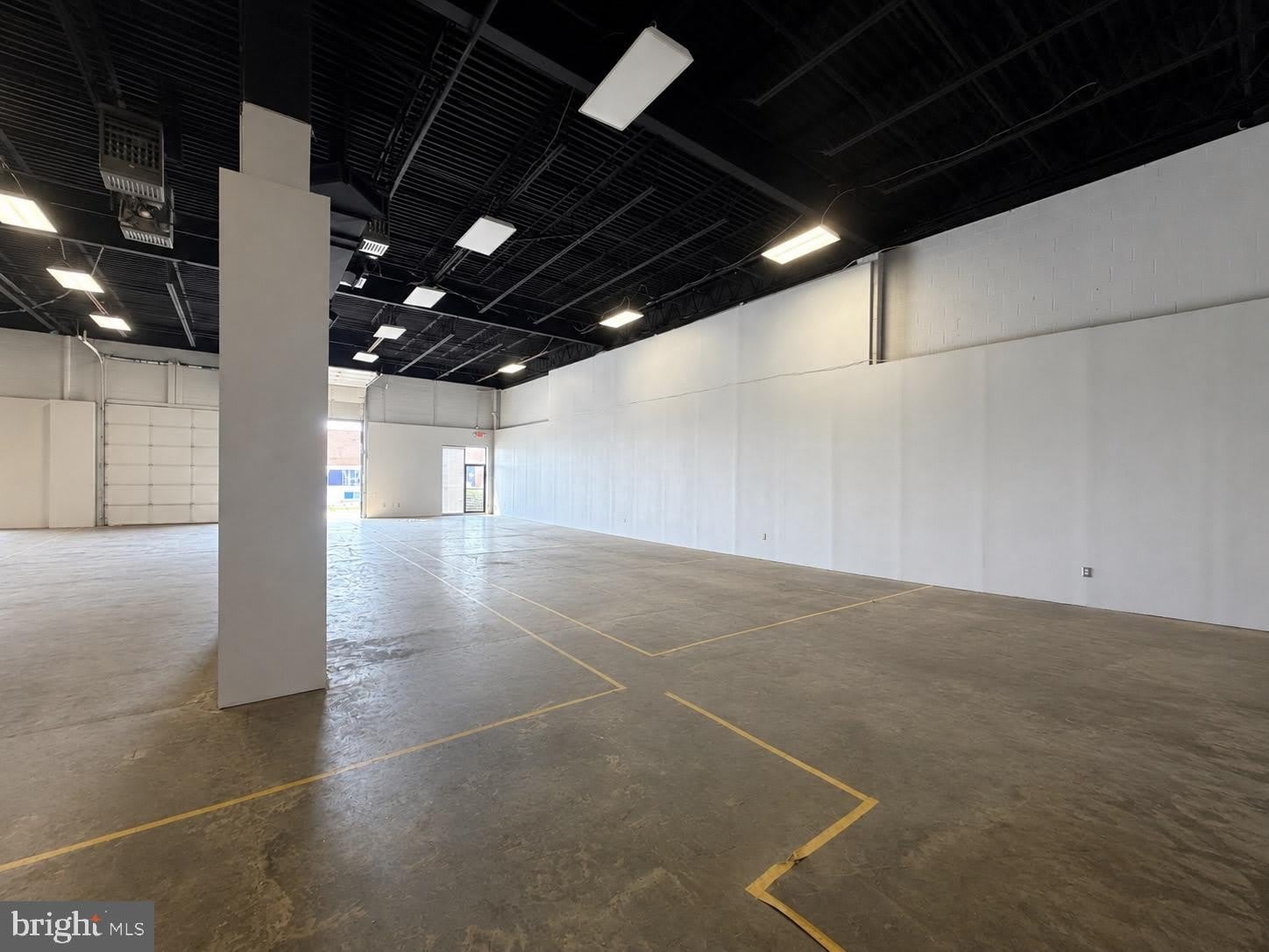 8196 TERMINAL Road – photo 2