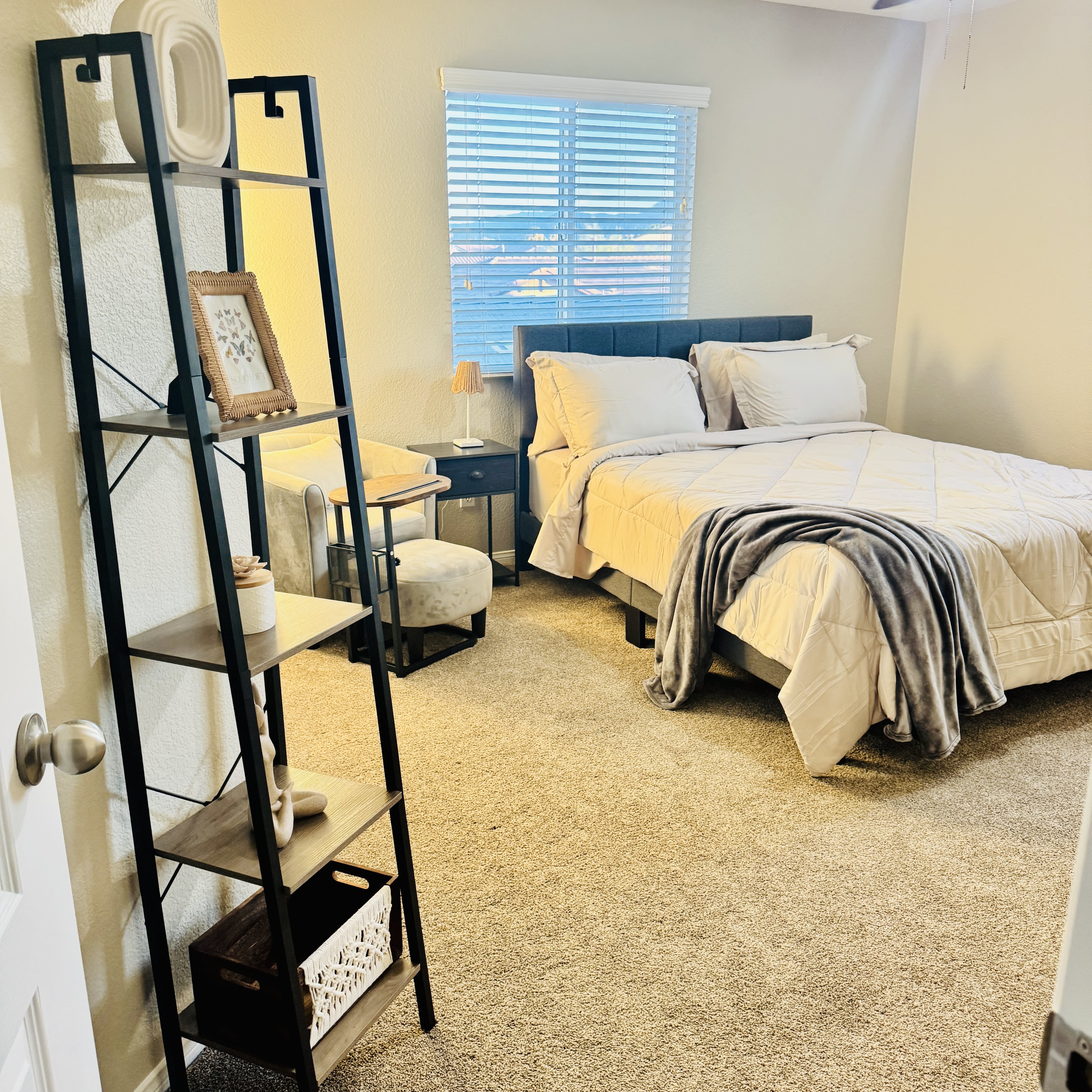 9049 Boston Springs Avenue – photo 1