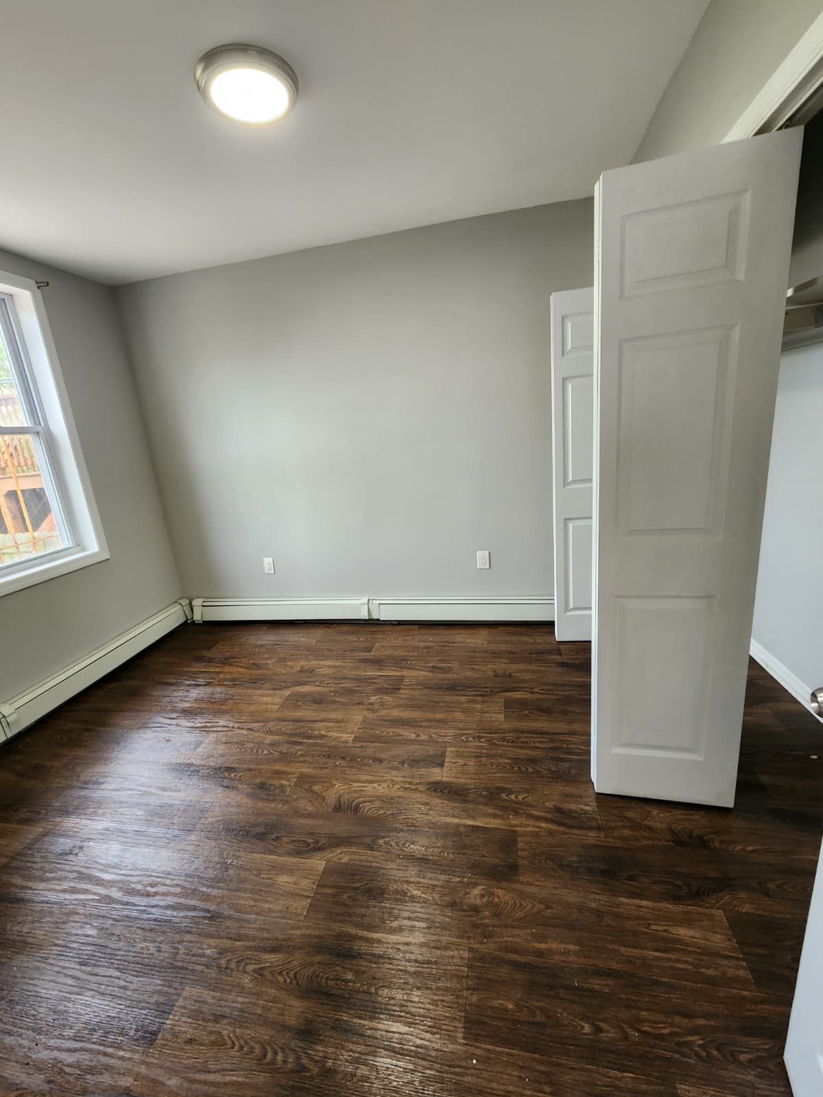 313 Court St – photo 2