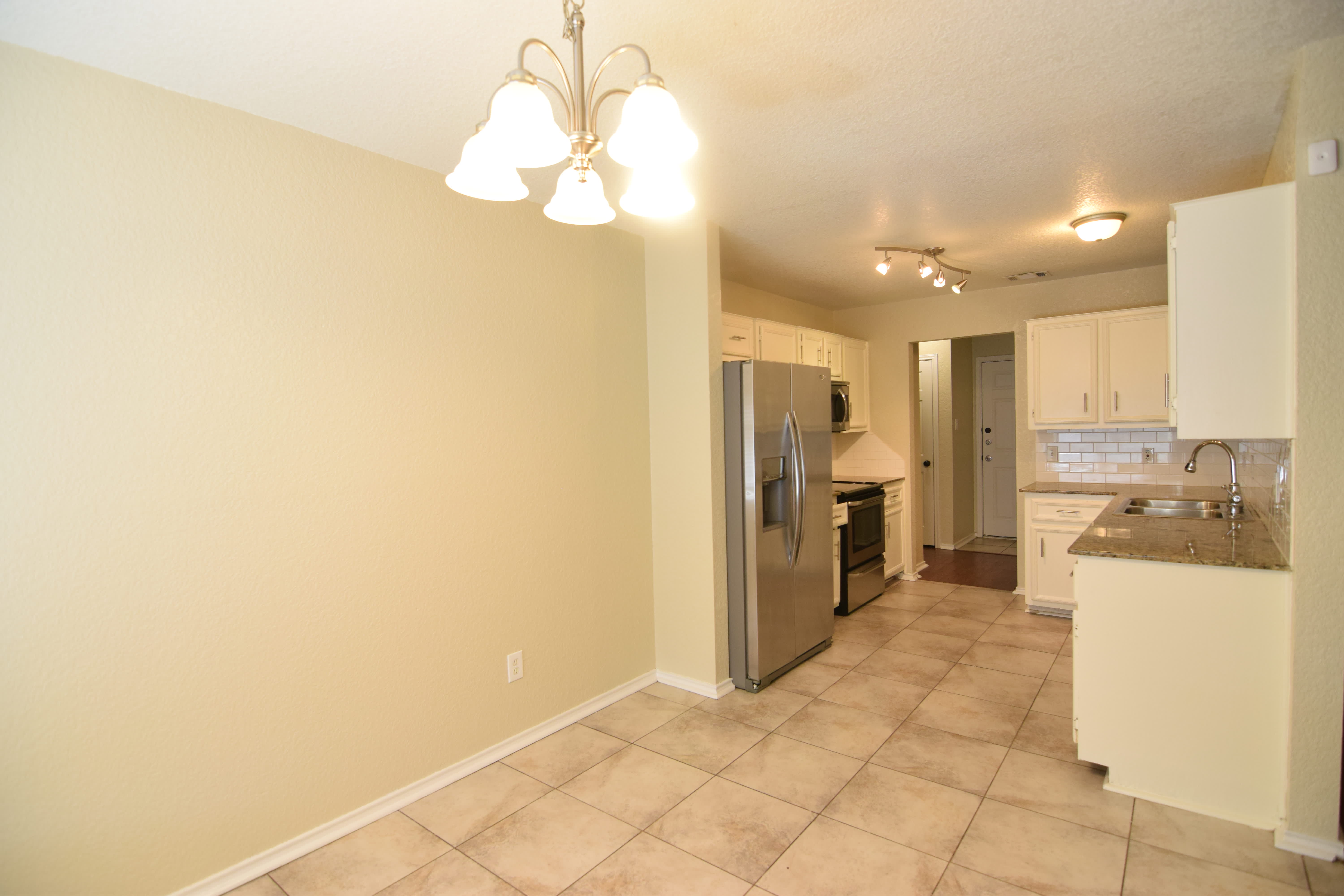 2802 Wesley Dr – photo 5