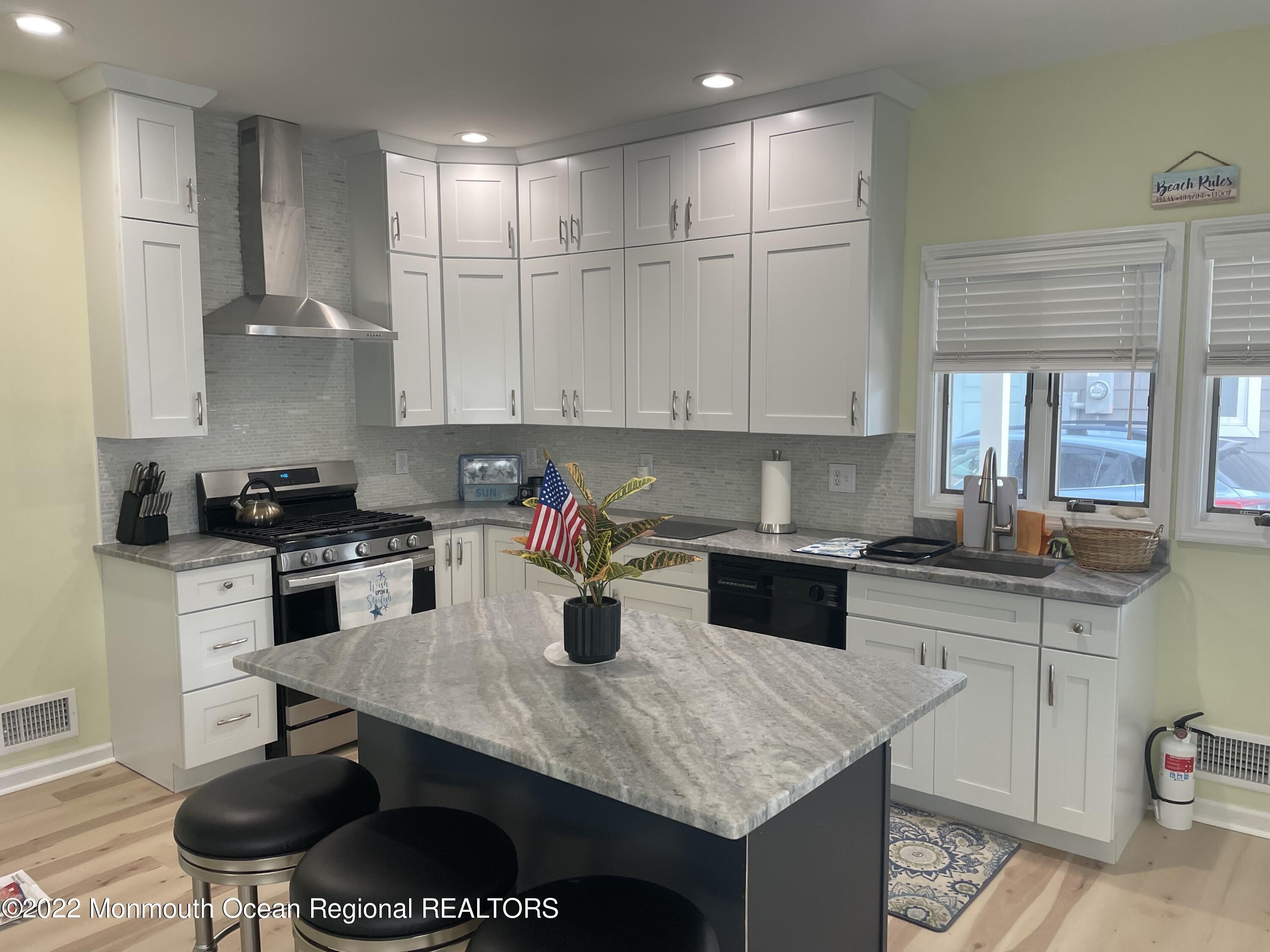 68 E Pacific Way – photo 5