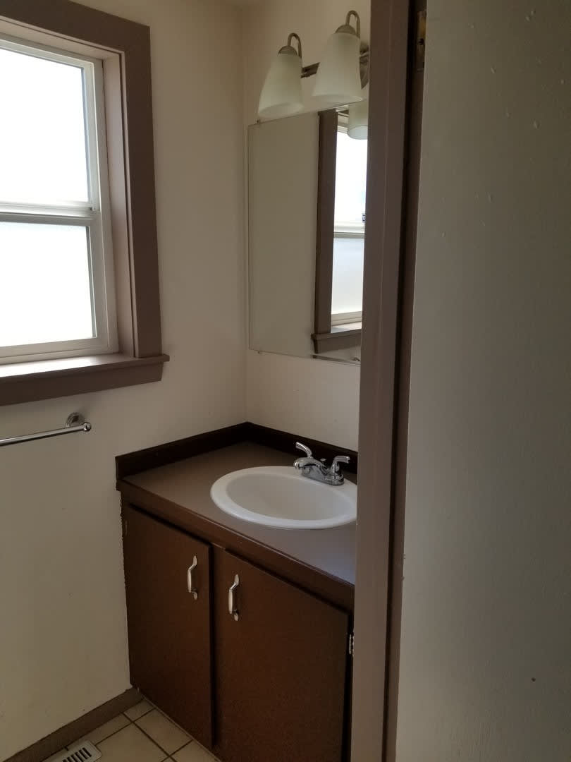 55Th Ave 3 Bedroom With Attached Oversized 1 Car Garage – photo 4