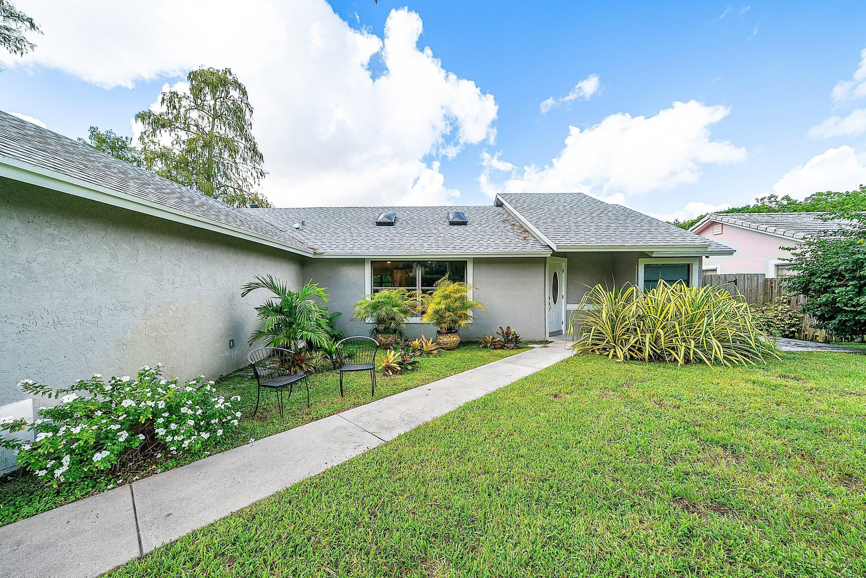 1252 Raintree Lane – photo 5