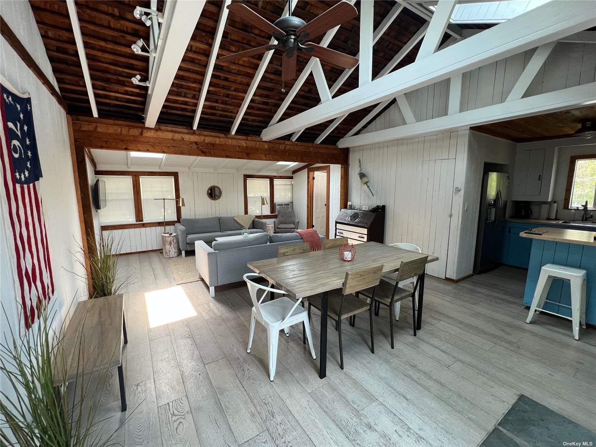 726 Ocean Breeze Walk – photo 3