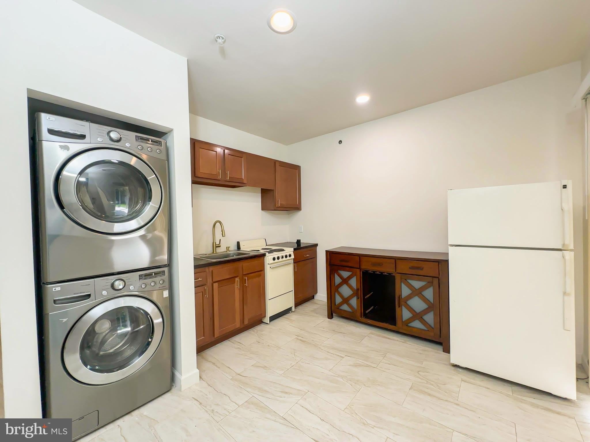 7023 SAND CHERRY Way – photo 1