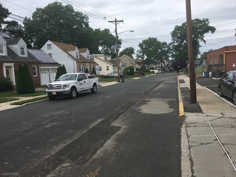1034 Stone St – photo 2