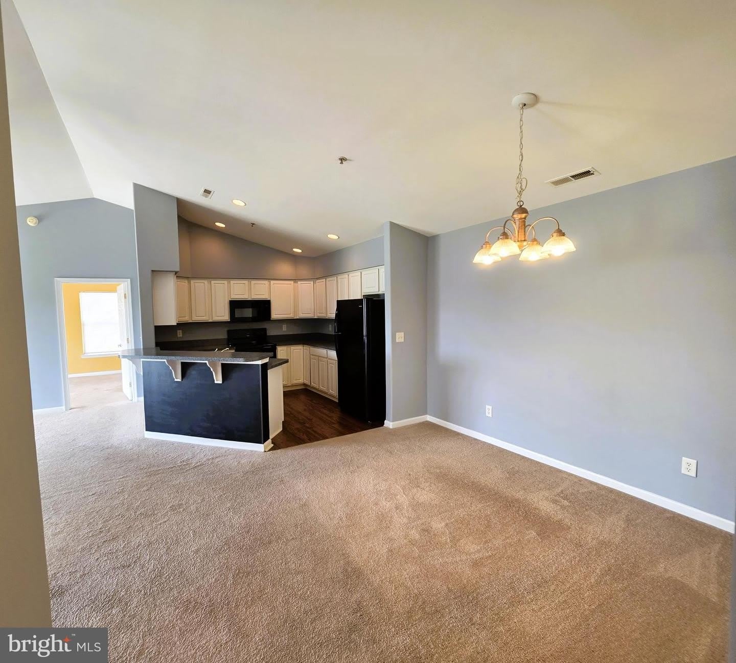 3003 HEATHER DR #J – photo 5