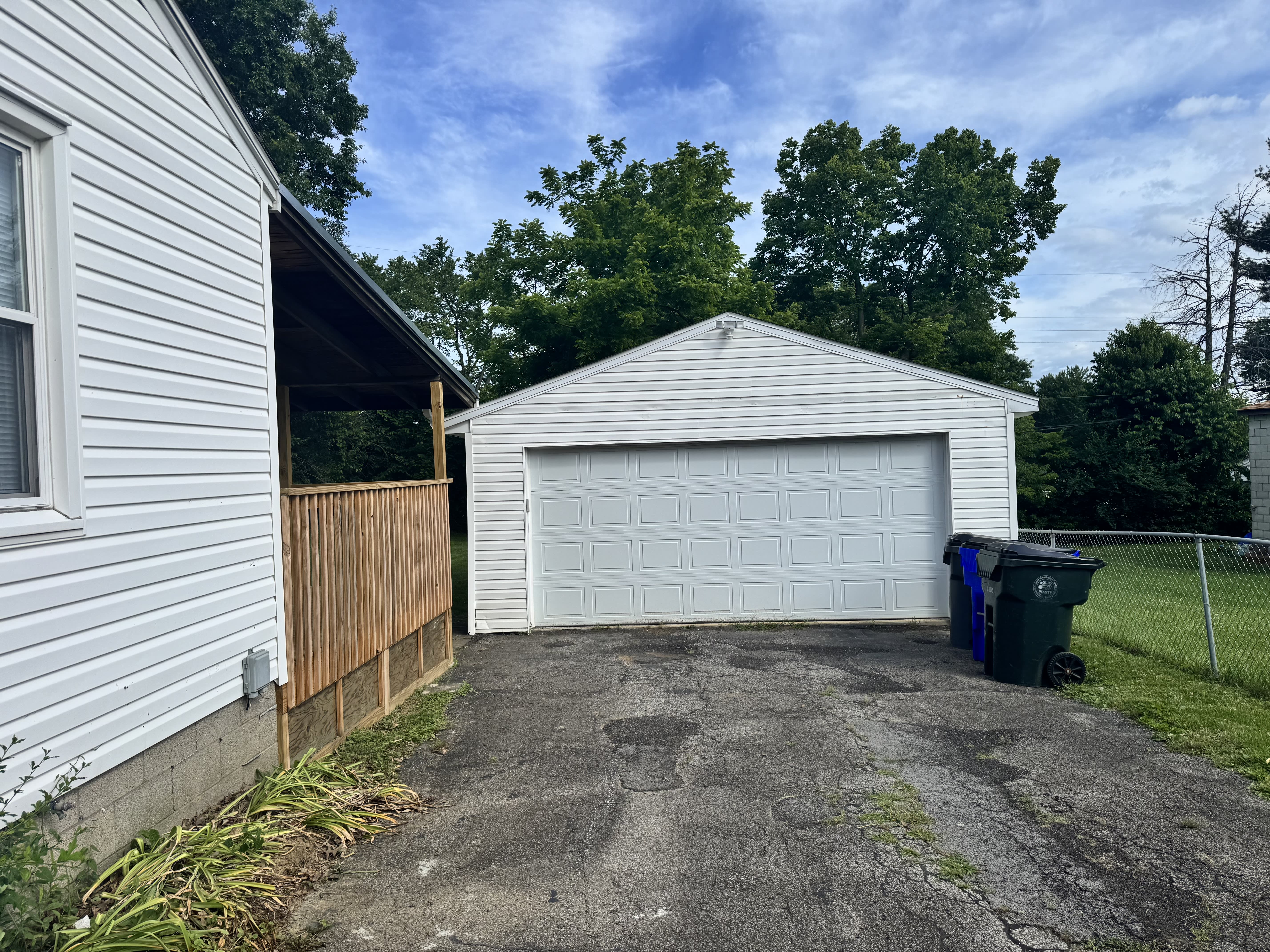 733 Woodward Lane – photo 3