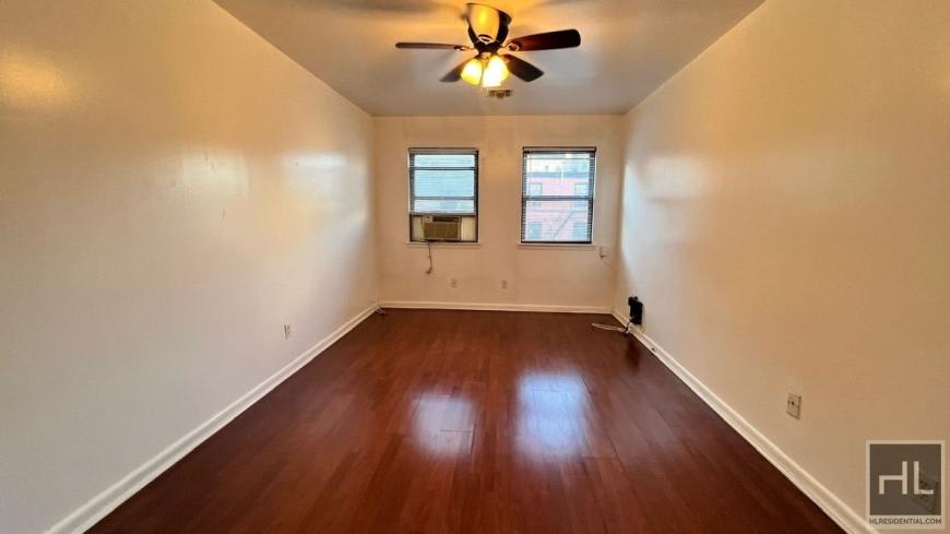 405 HALSEY STREET – photo 2