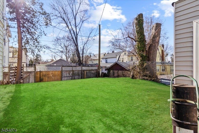 76 Grumman Ave – photo 4