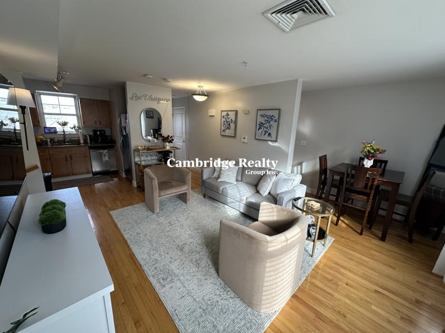 132 Library St – photo 4