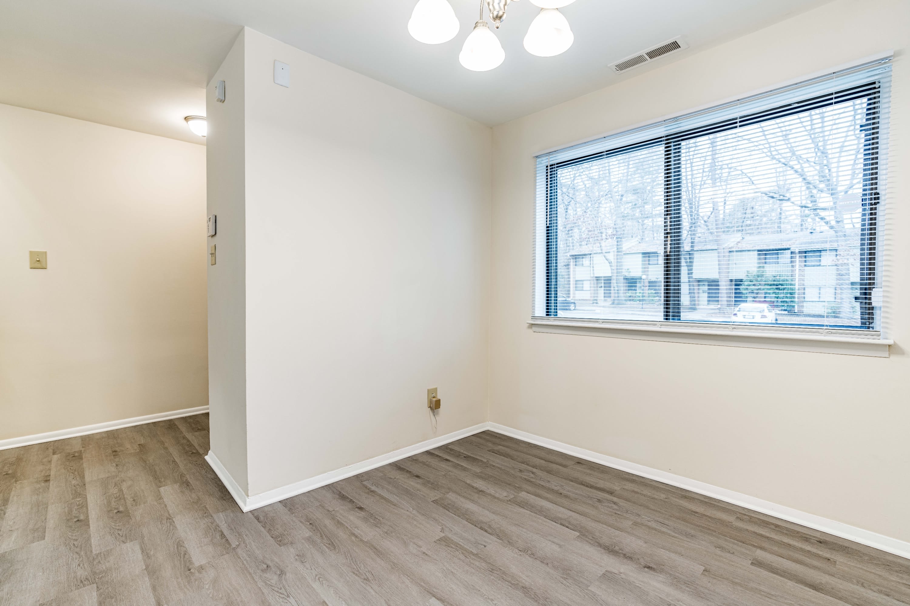 1232 Teakwood Place – photo 3
