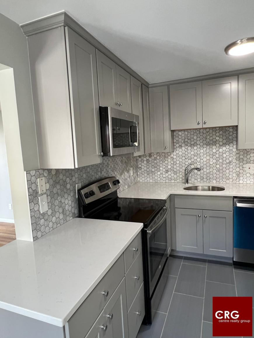 15 Leicester St. – photo 2