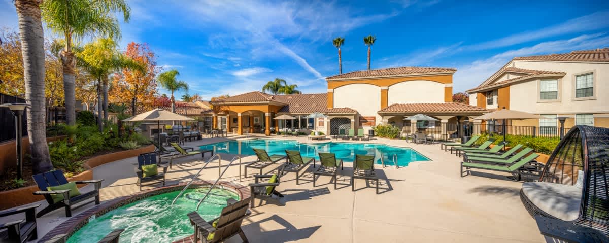 Rare Single Story 4 Bedroom Home In Desirable Temecula Neighborhood – photo 1
