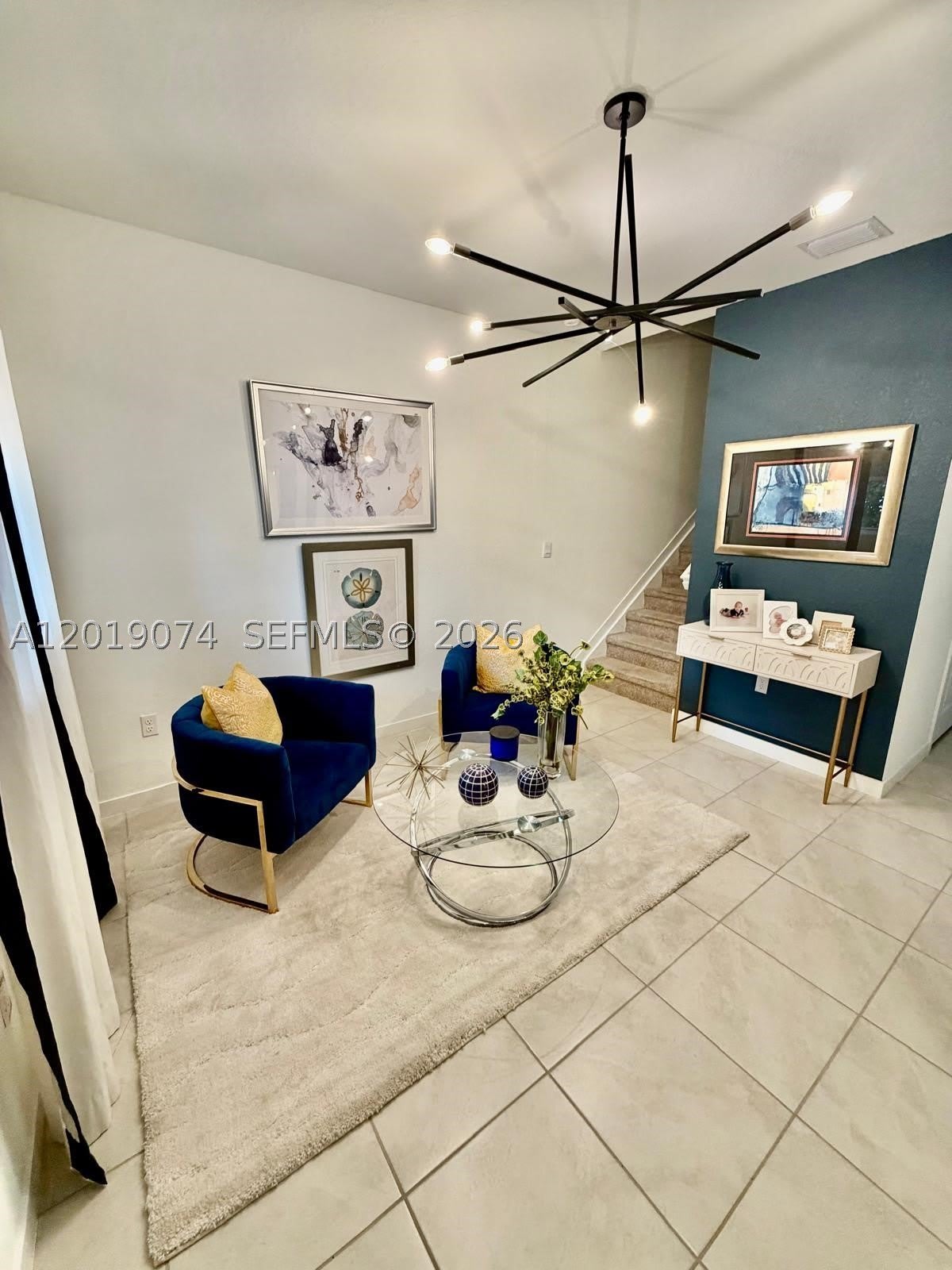 1710 SE 9th Ave – photo 2