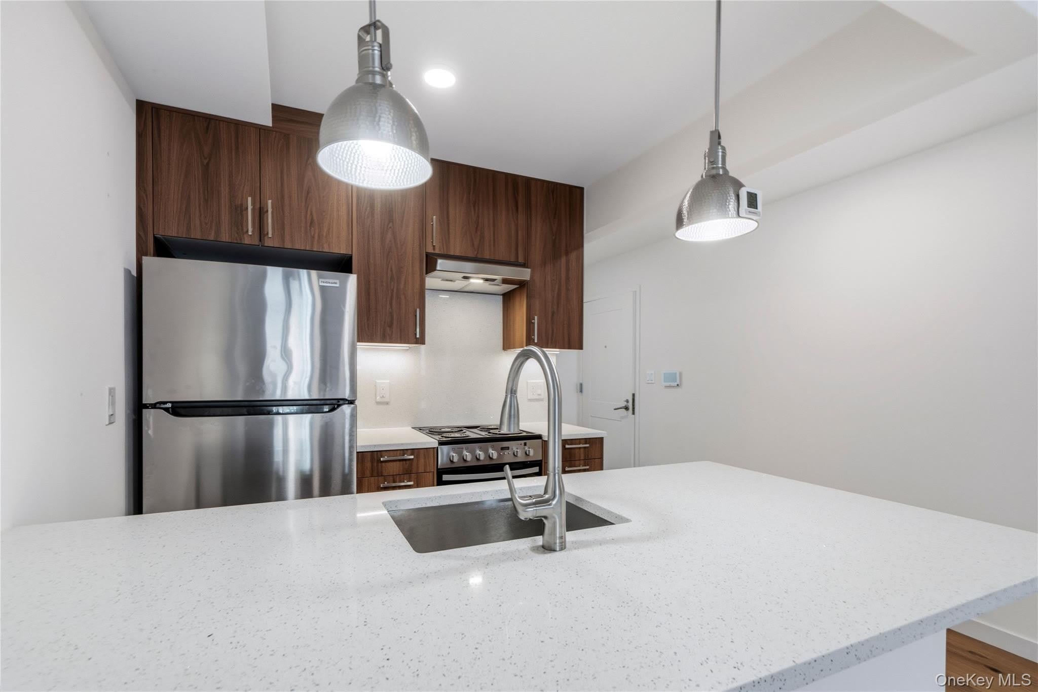 62-47 60th Street – photo 2