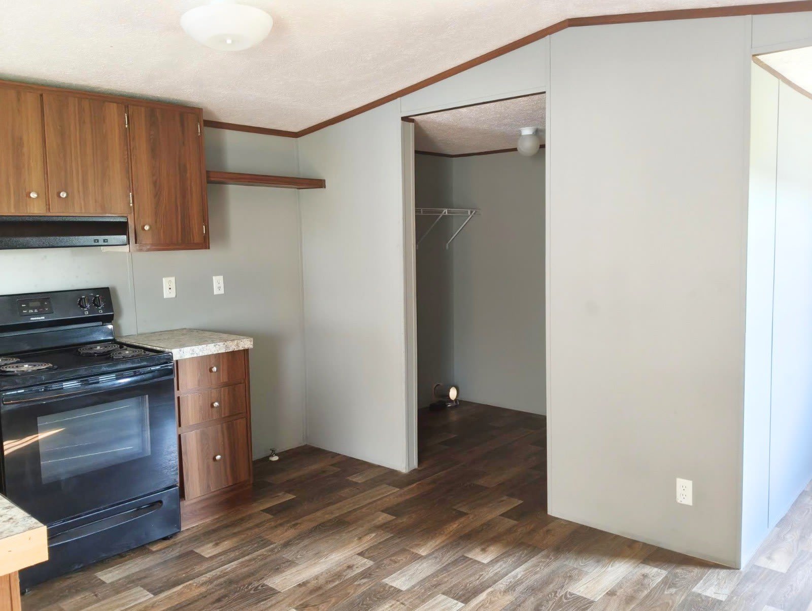 459 Milan Avenue – photo 3