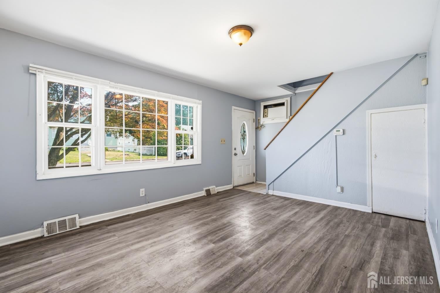 115 N Main Street N – photo 5