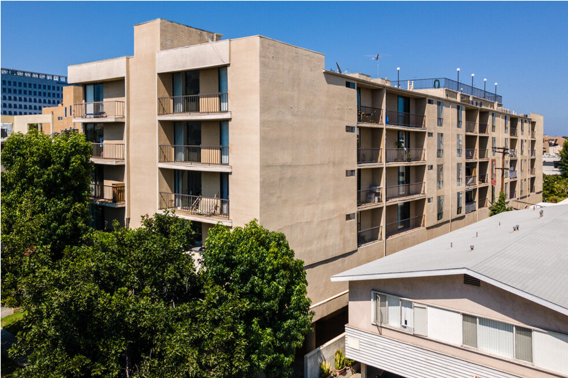 Hidden Gem In Beautiful Beverly Hills And West Hollywood – photo 4