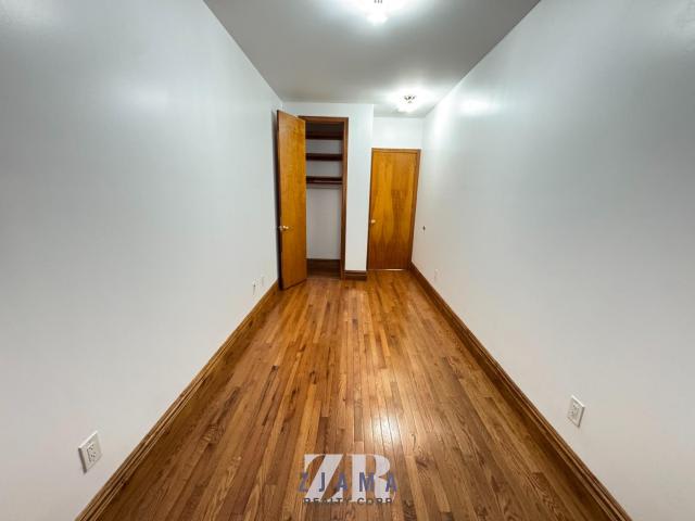 471 Seventh Avenue – photo 4