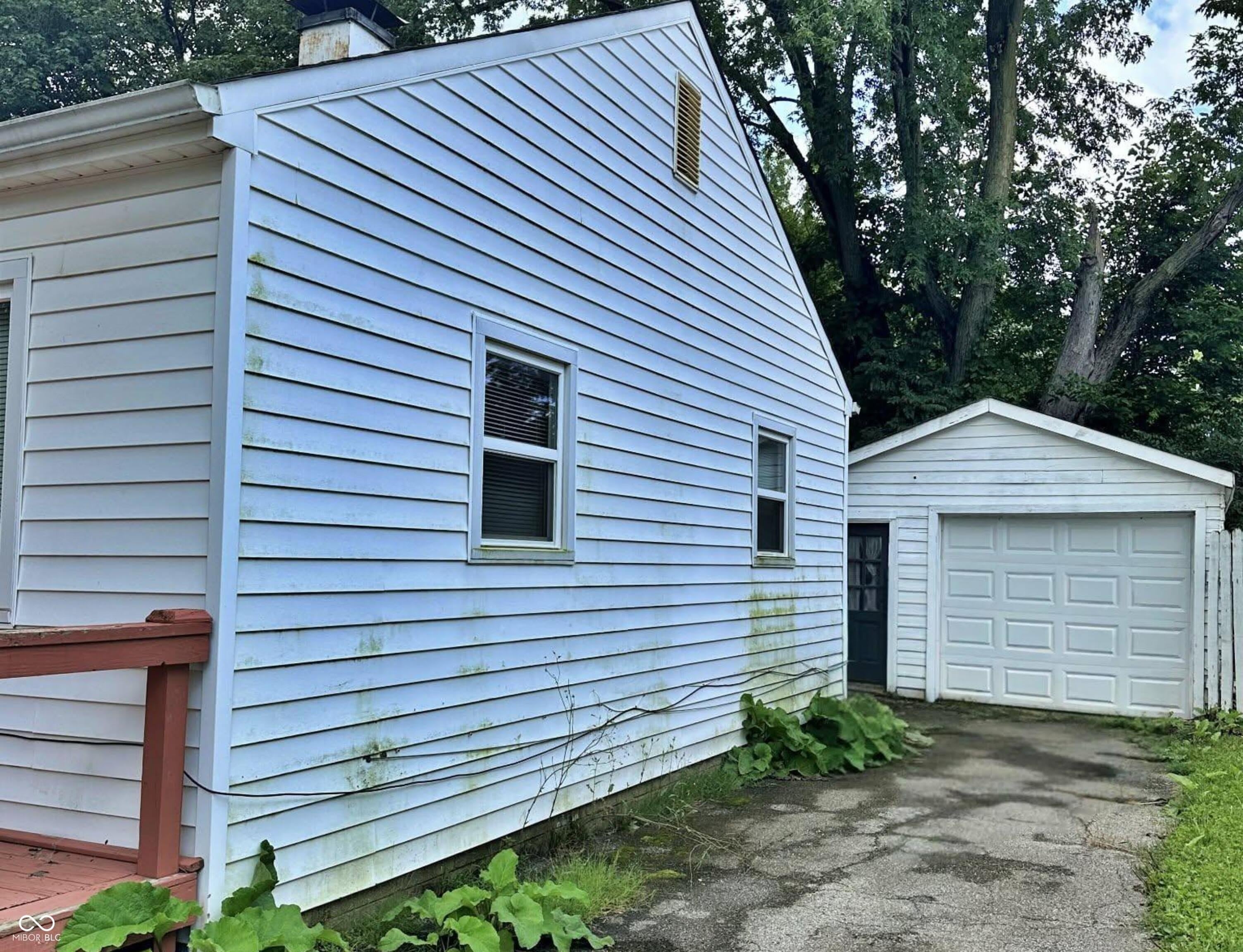 2230 N Goodlet Avenue – photo 3