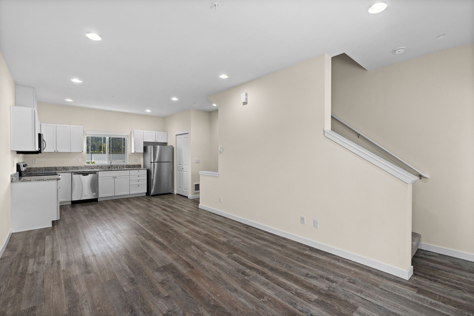 Pinnacle Landing Townhomes Two Bedroom Townhouse – photo 5