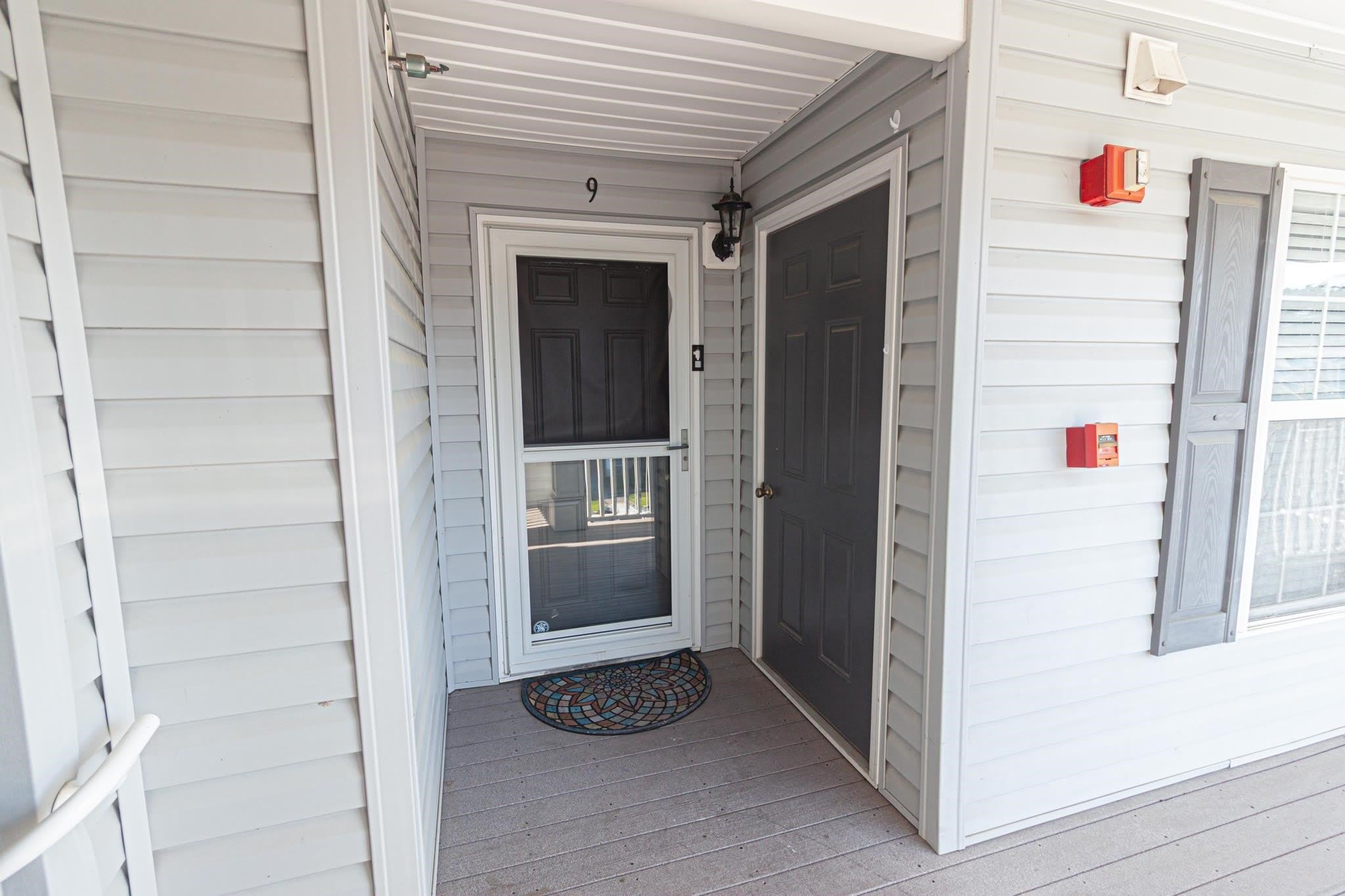 4850 Meadowsweet Dr. – photo 2