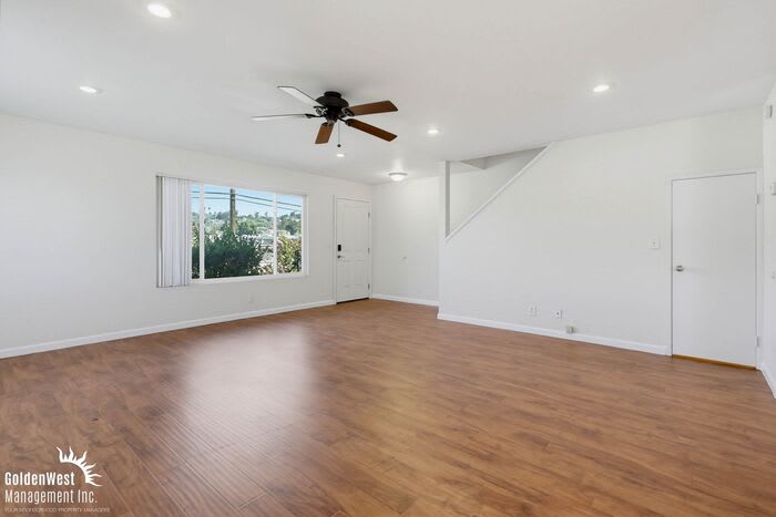 12027 Royal Road – photo 5