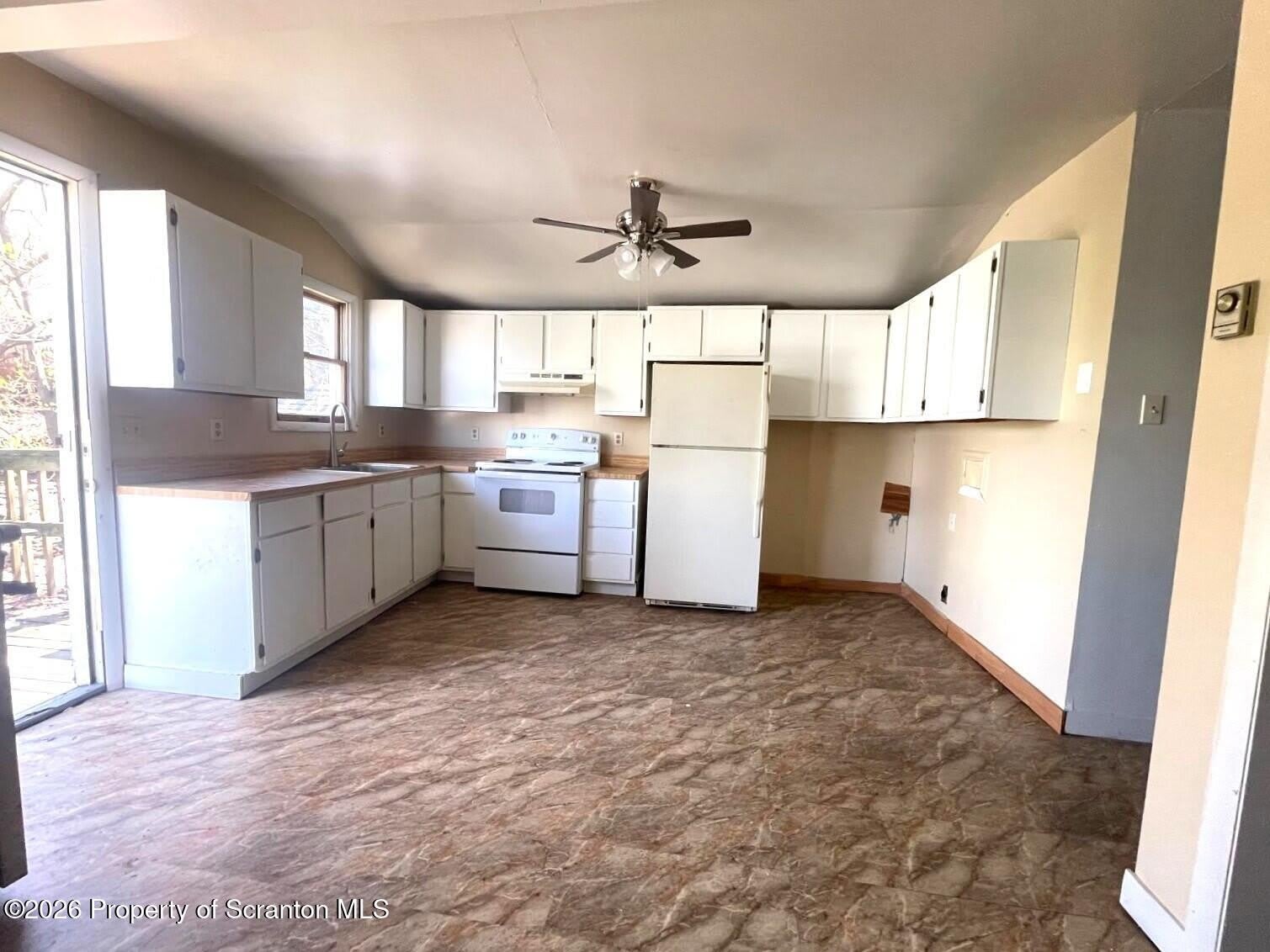 780 Hazle Street – photo 3