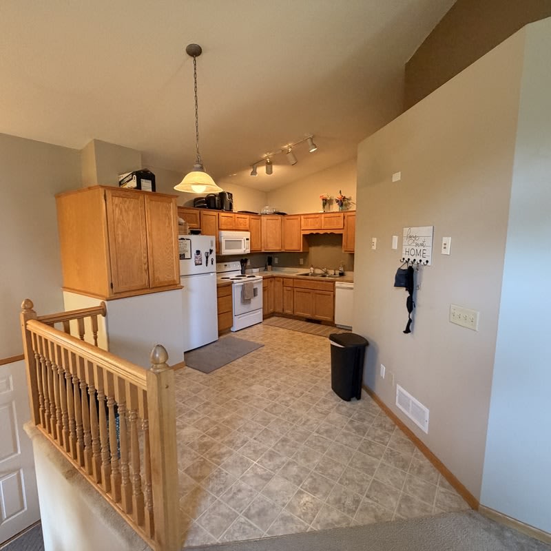 9205 Orchard Circle – photo 3