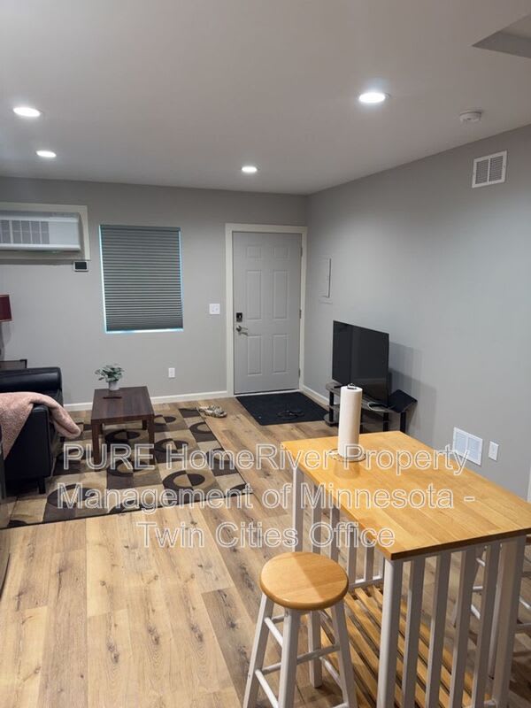 4836 Clinton Ave – photo 2