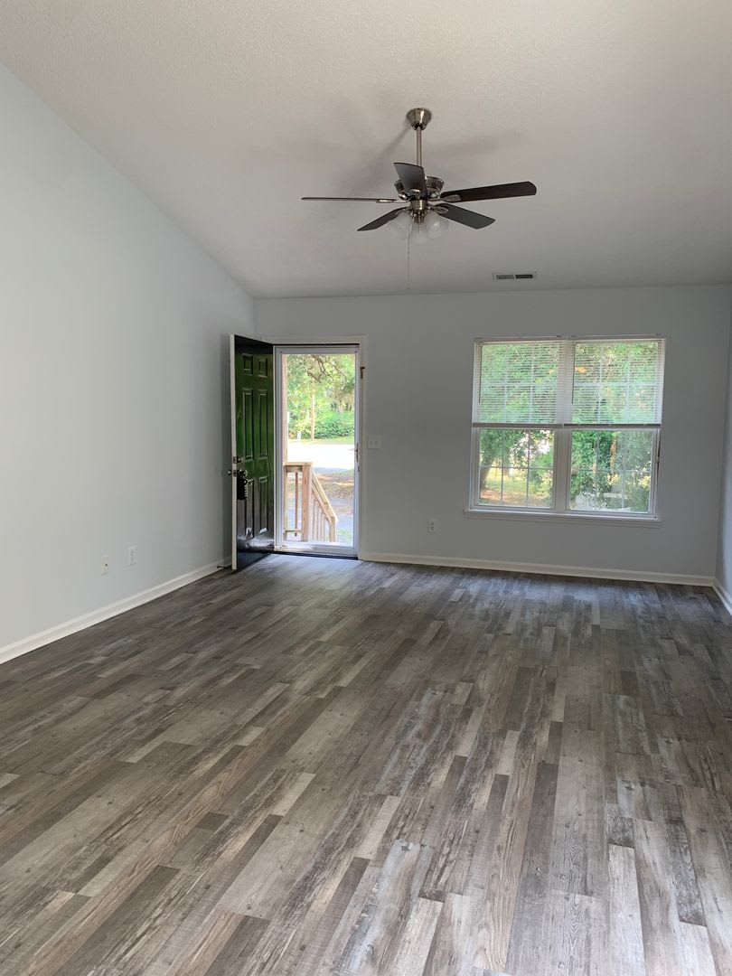 3 Bedroom 2 Bath House on Friendly Lane – photo 5