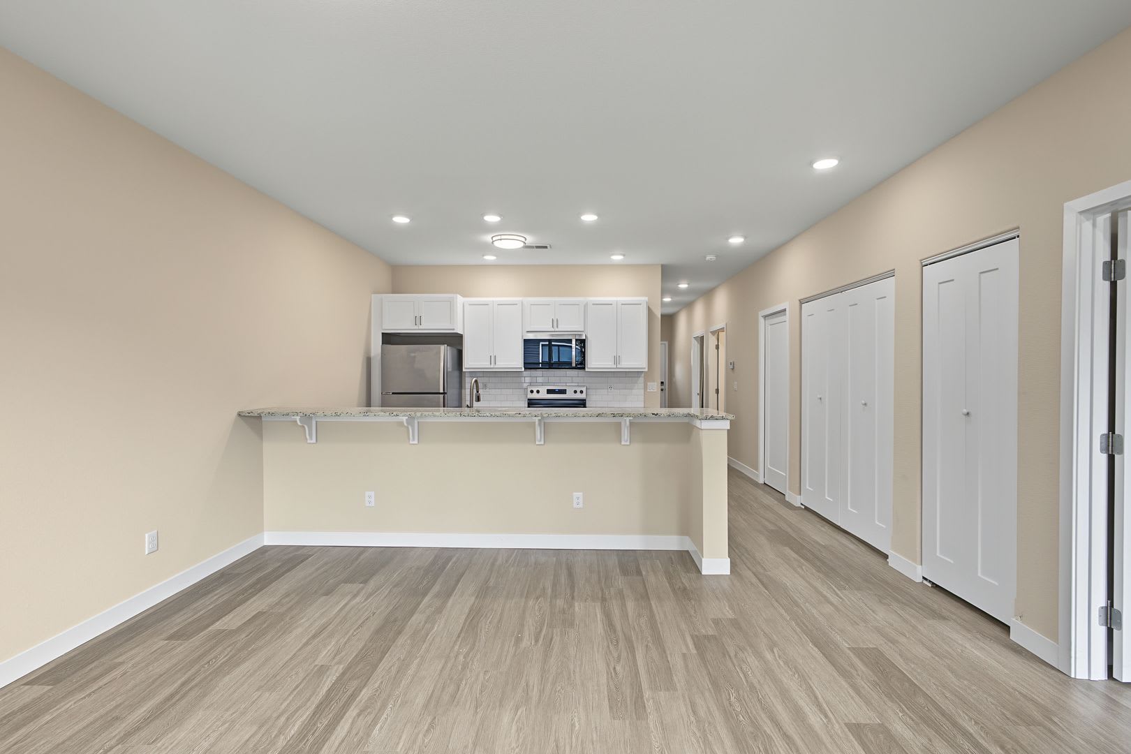 2Br 2Ba Townhomes Modern Living With Garage Now Leasing In Tuscola – photo 2