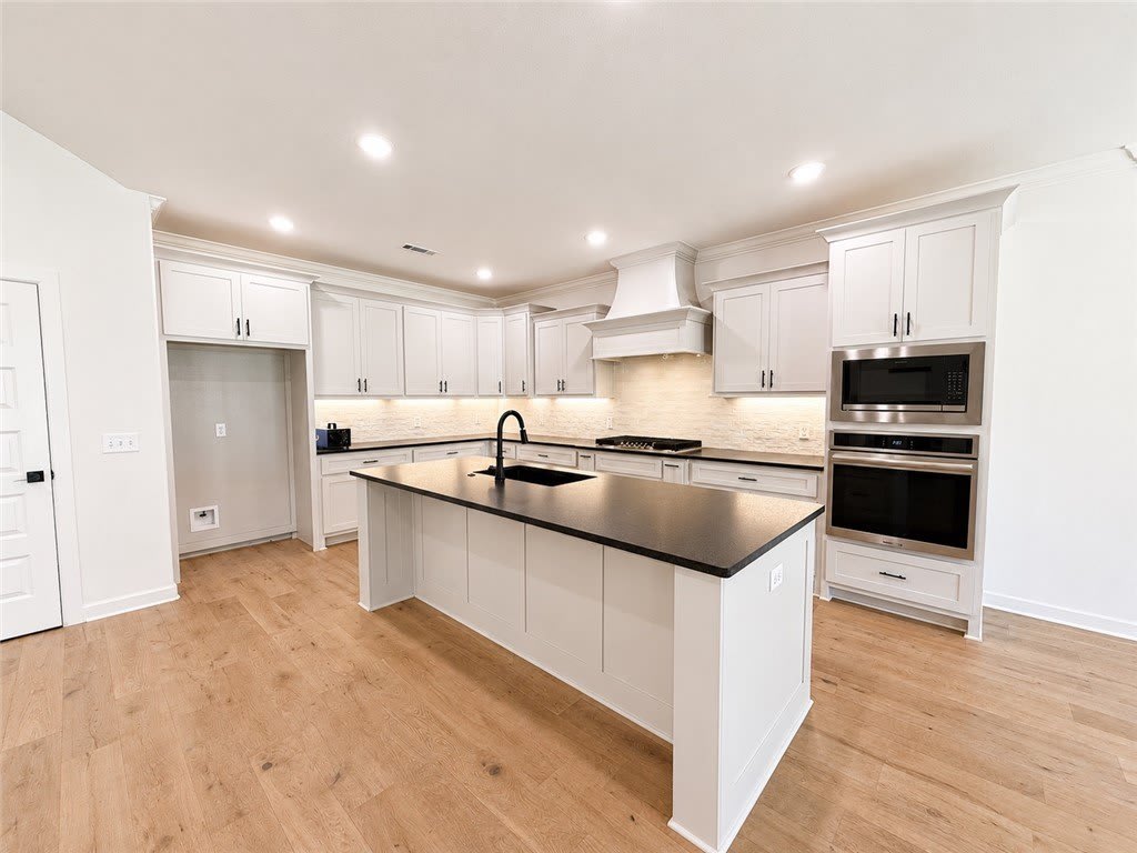 1308 Cittadella Avenue – photo 5