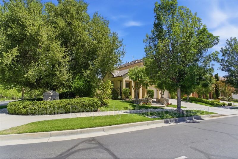 26882 Greenleaf Ct – photo 3