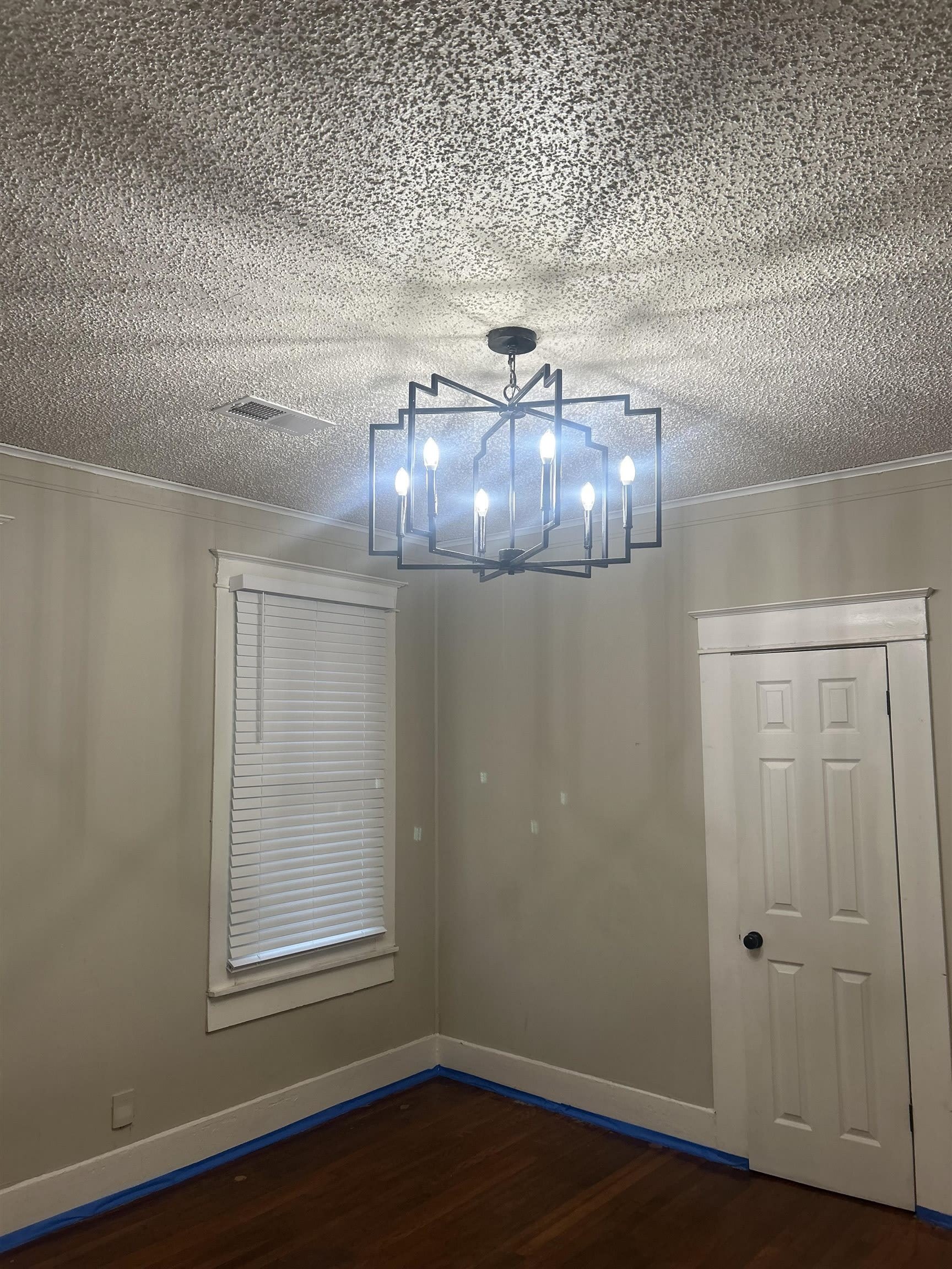1804 FOSTER Ave – photo 5