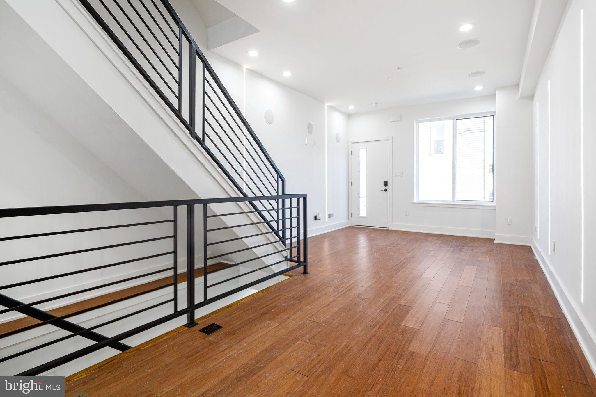 2650 EARP Street – photo 4