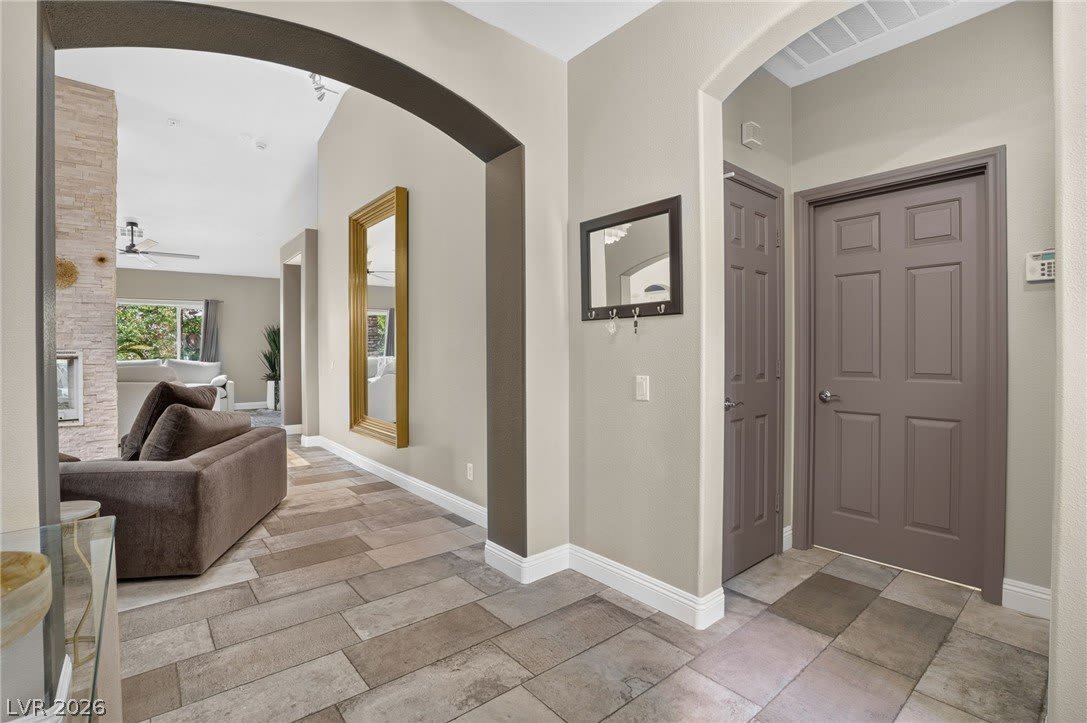 11212 Dell Cliffs Court – photo 5