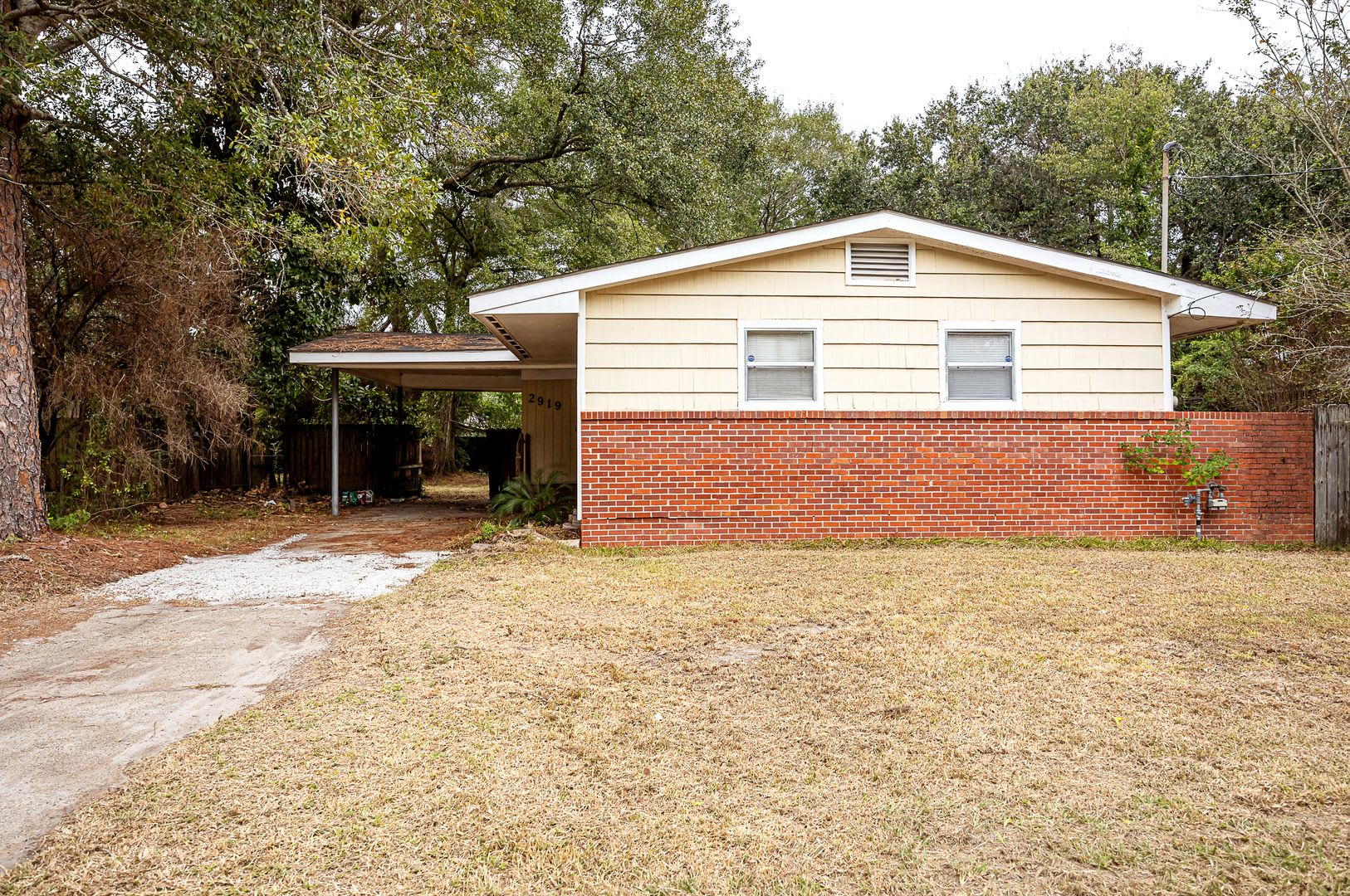 For Rent – 3 Bedroom, 1 Bath Home in Pascagoula, MS – photo 1