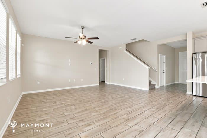 1693 Chatsworth Circle – photo 4