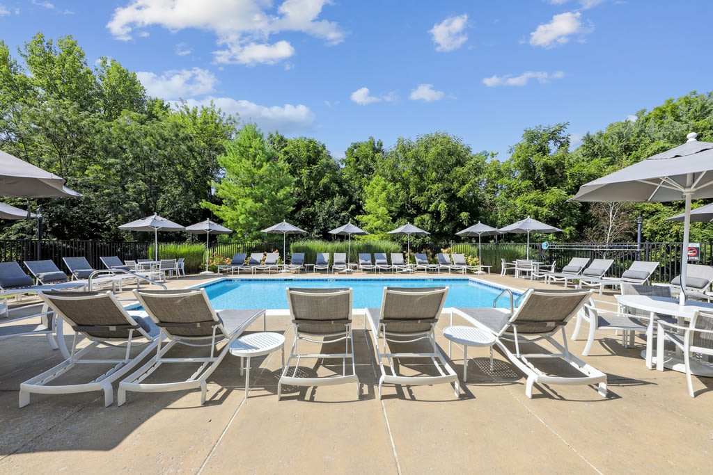 Maple Brook Apartments – photo 2
